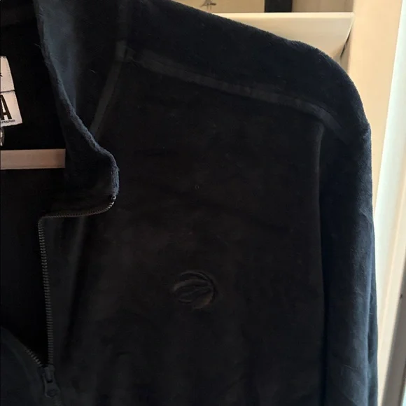 NBA Raptors Black Velour Fleece Jacket - Picture 3 of 4